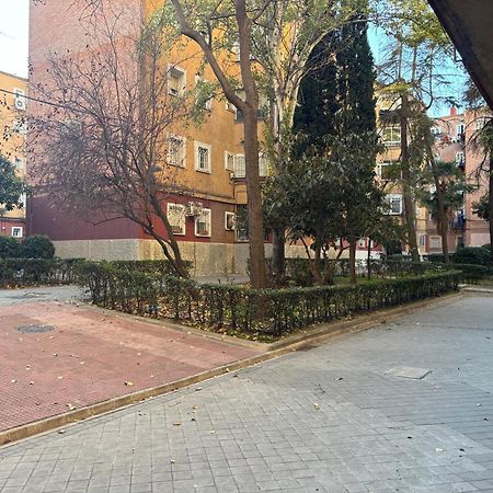 Madrid Rio Apartment Exterior photo